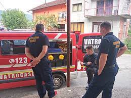 Zenica: Najvažnije je pružiti pomoć unesrećenim, poručili vatrogasci povodom obilježavanja Mjeseca borbe protiv požara